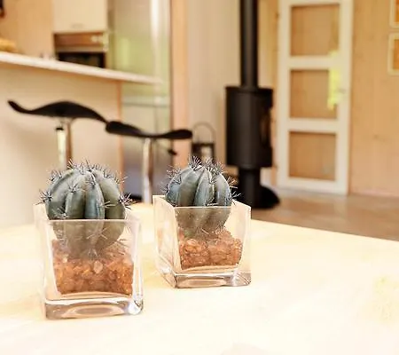 Three-bedroom Holiday In 11