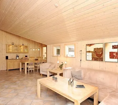Three-bedroom Holiday In 11 Дом отдыха